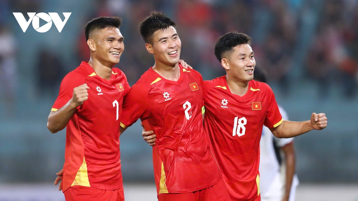 Toàn cảnh ĐT Việt Nam 3-0 ĐT Bangladesh: Thị uy sức mạnh trước màn so tài Malaysia